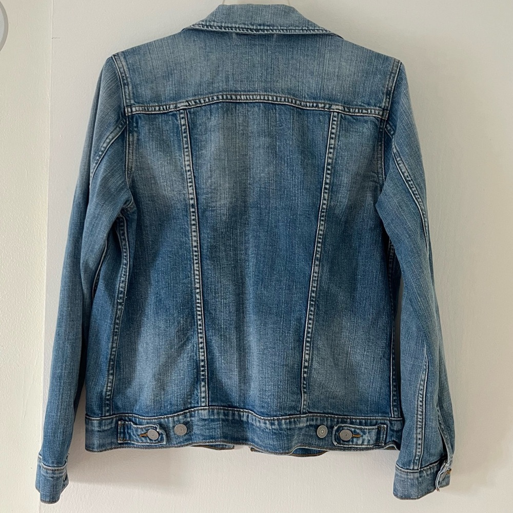 Levi’s Jean Jacket - Picture 6 of 9